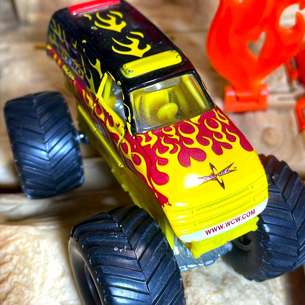 Mini Nitro Machine - Picture 2 of 3